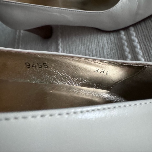 Taryn Rose Cream All Leather Block Heel Pumps Size Euro 39.5 Us 9 - Picture 13 of 16